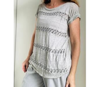 Anthropologie AKEMI + KIN Grey Lattice Linen T shirt Greym Size Small Coquette